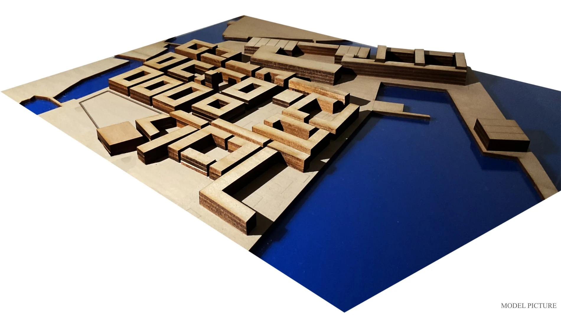Venice Apartments · ARC305 ANNSLEY.BARTON EMEL.YILMAZ BRANDON.HERNANDEZ · page 14